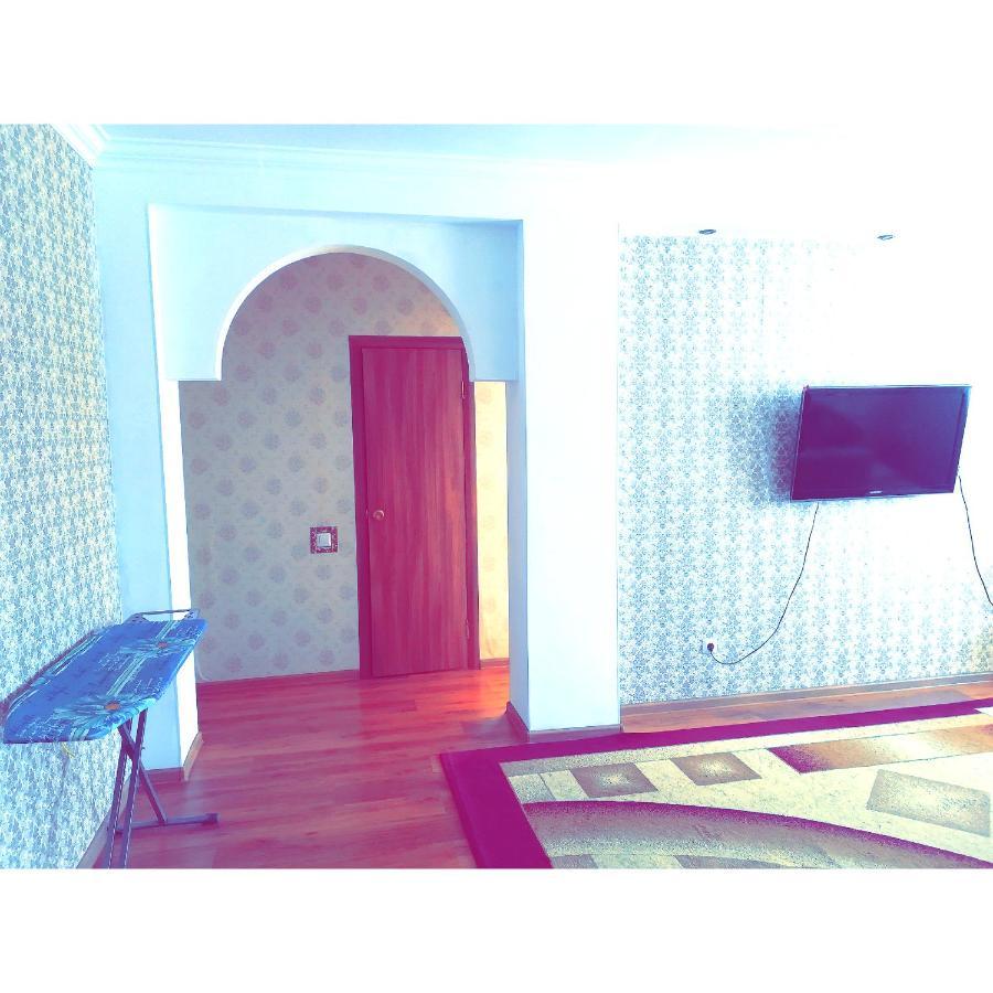 Apartment In Heart Of Astana Kültér fotó